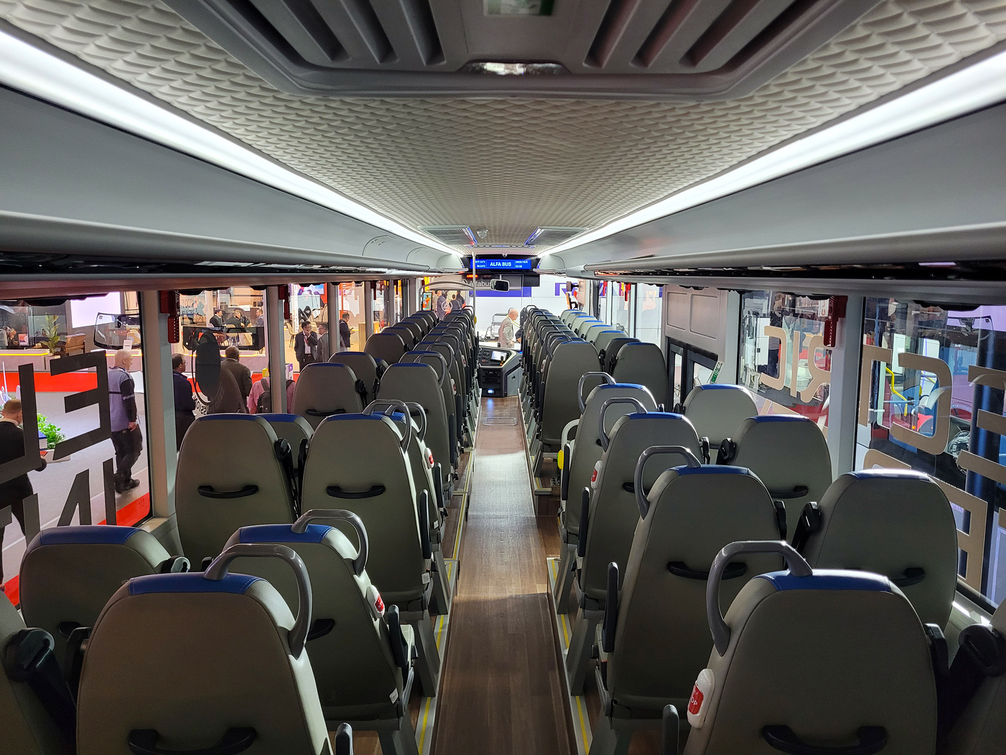 Китай, Alfa Bus eIntercity L13 № [L13]; Бельгия — Busworld Europe 2025