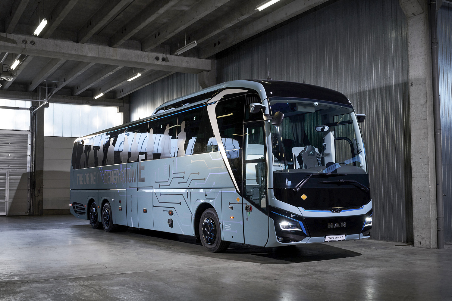 Бавария, MAN R08 Lion's Coach 14 E № [R087825]