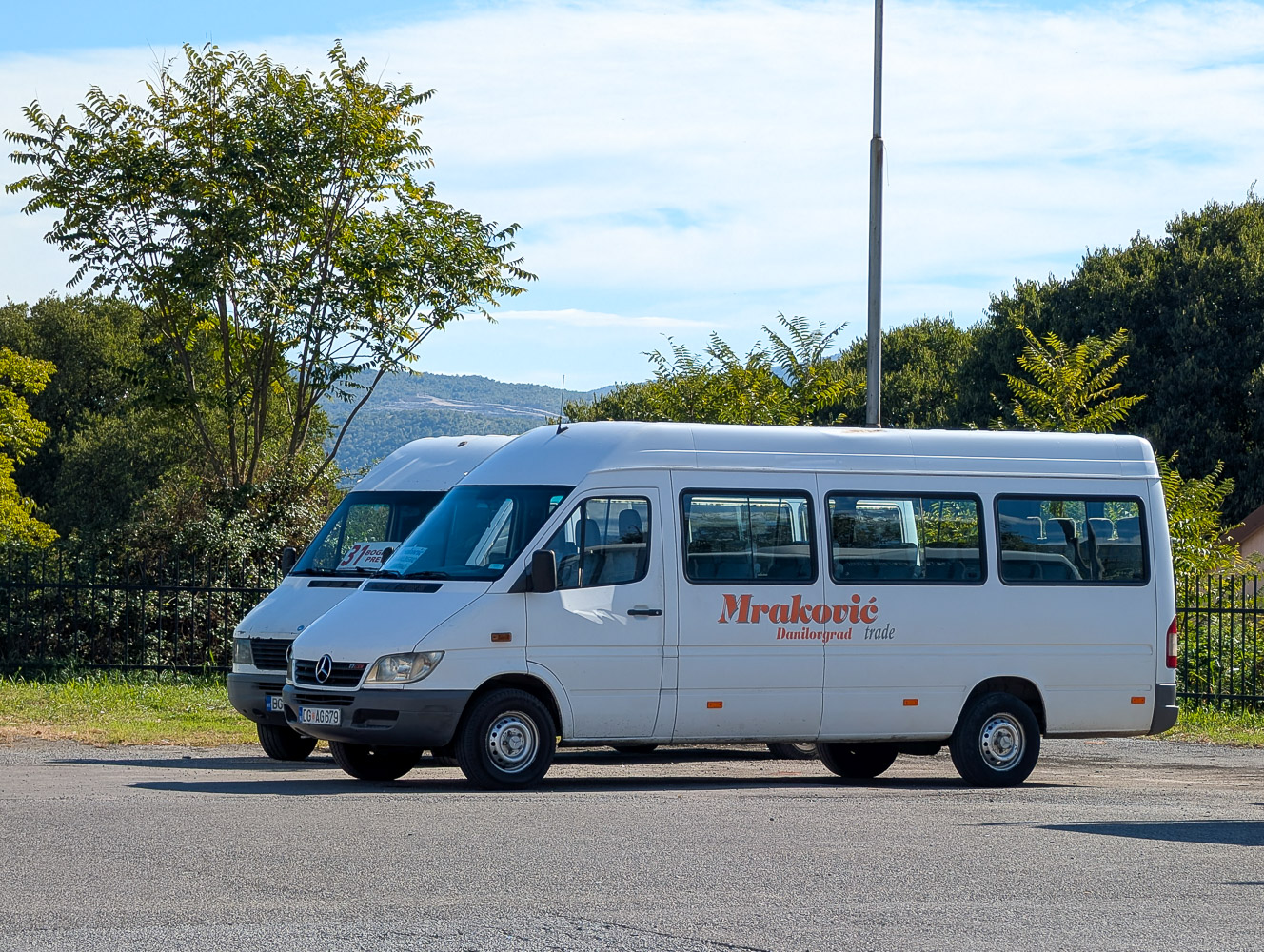 Черногория, Mercedes-Benz Sprinter W904 411CDI № DG AG679