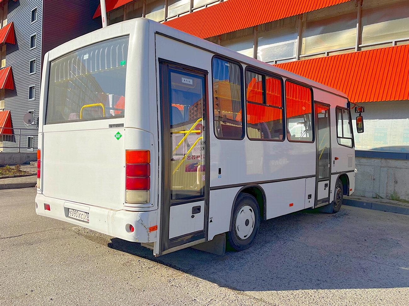 Томская область, ПАЗ-320302-12 № Е 090 КС 70