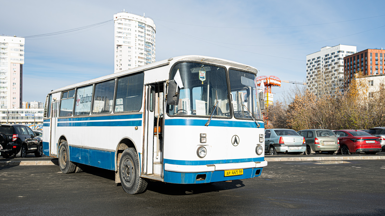 Свердловская область, ЛАЗ-695Н № АР 441 66; Свердловская область — Автопробег, посвящённый Дню автомобилиста и поддержке транспортной реформы (24.10.2025 г.)