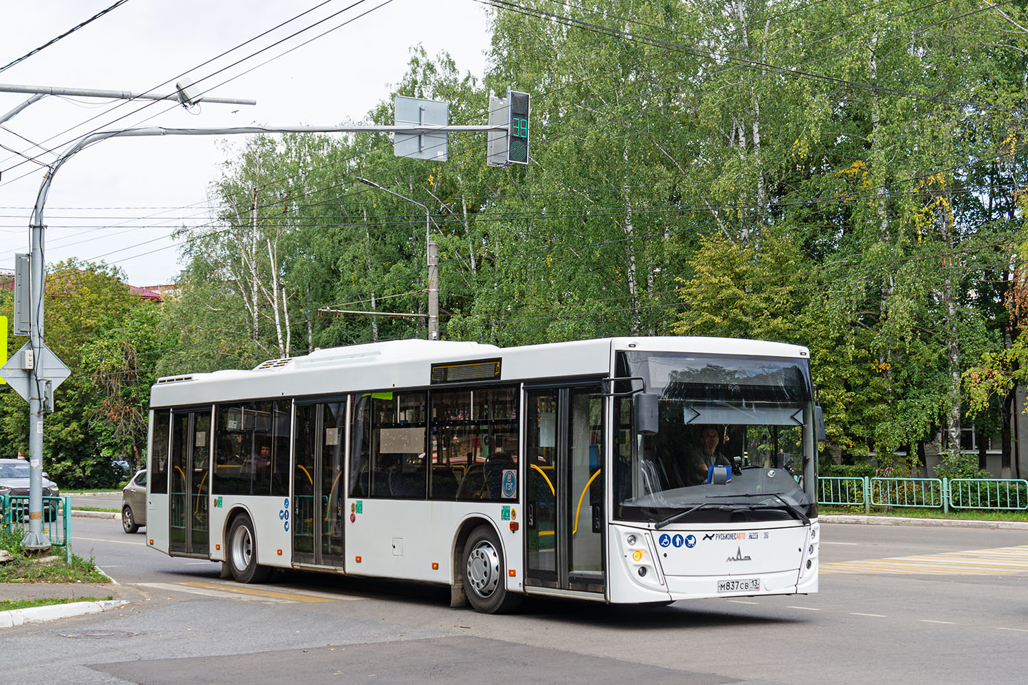 Мордовия, МАЗ-203.047 № М 837 СВ 13