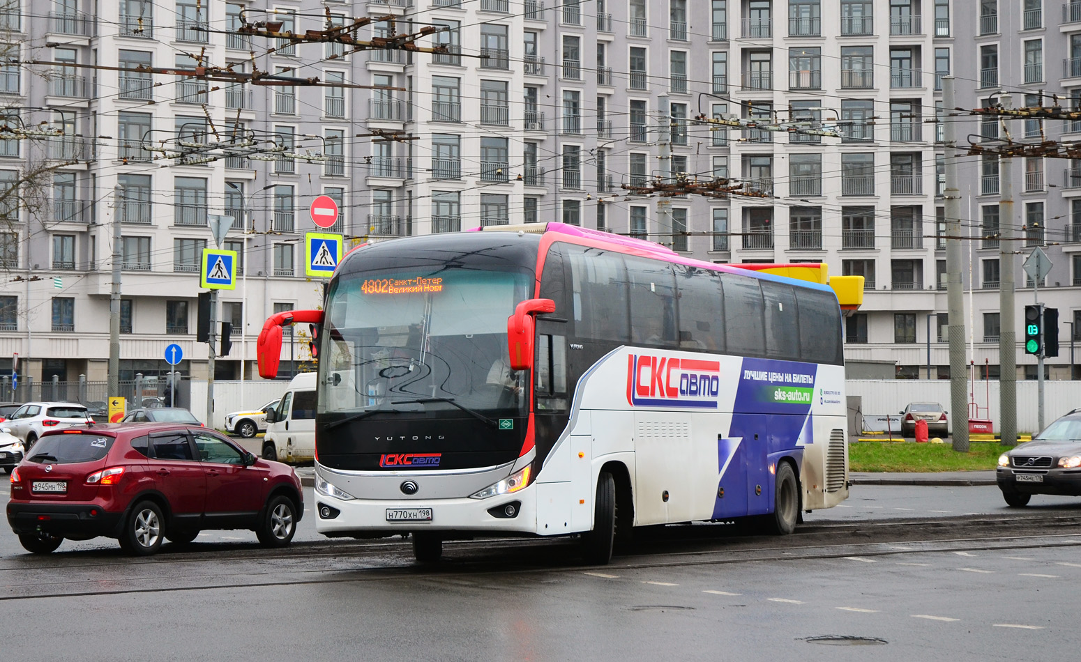 Санкт-Петербург, Yutong C12PRO (ZK6128HN) № Н 770 ХН 198