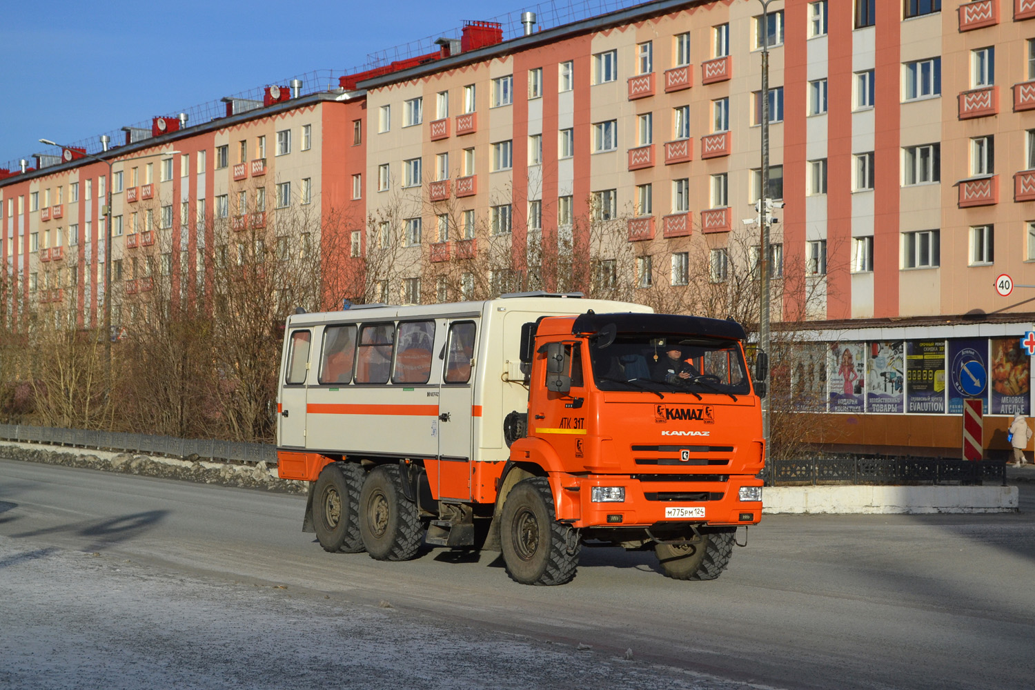 Красноярский край, НефАЗ-4208-24 № АТК-317