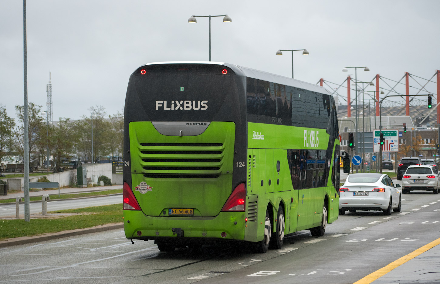 Дания, Neoplan P06 N1222/3L Skyliner L № 124