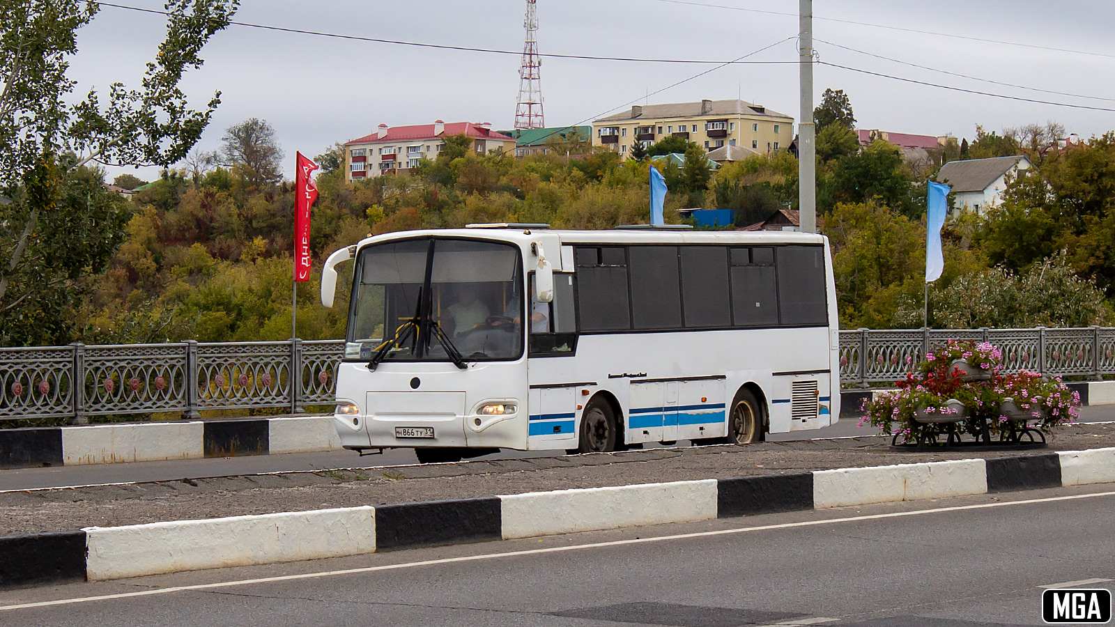 Белгородская область, КАвЗ-4235-32 № Н 866 ТУ 31