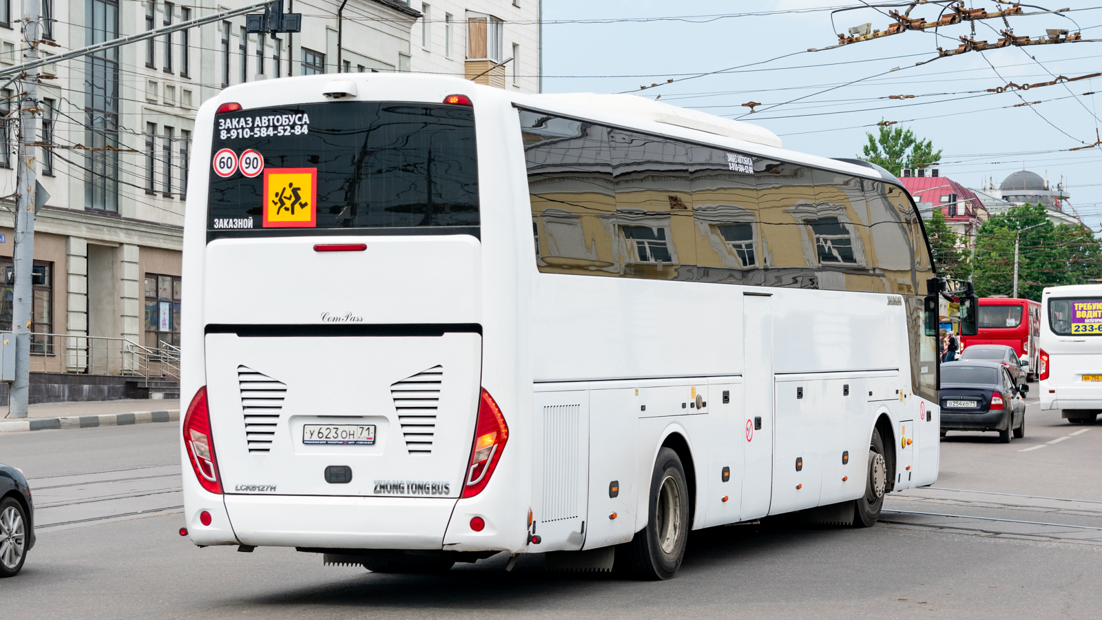 Тульская область, Zhong Tong LCK6127H ComPass № У 623 ОН 71; Тульская область, ПАЗ-320435-04 "Vector Next" № ВВ 754 71