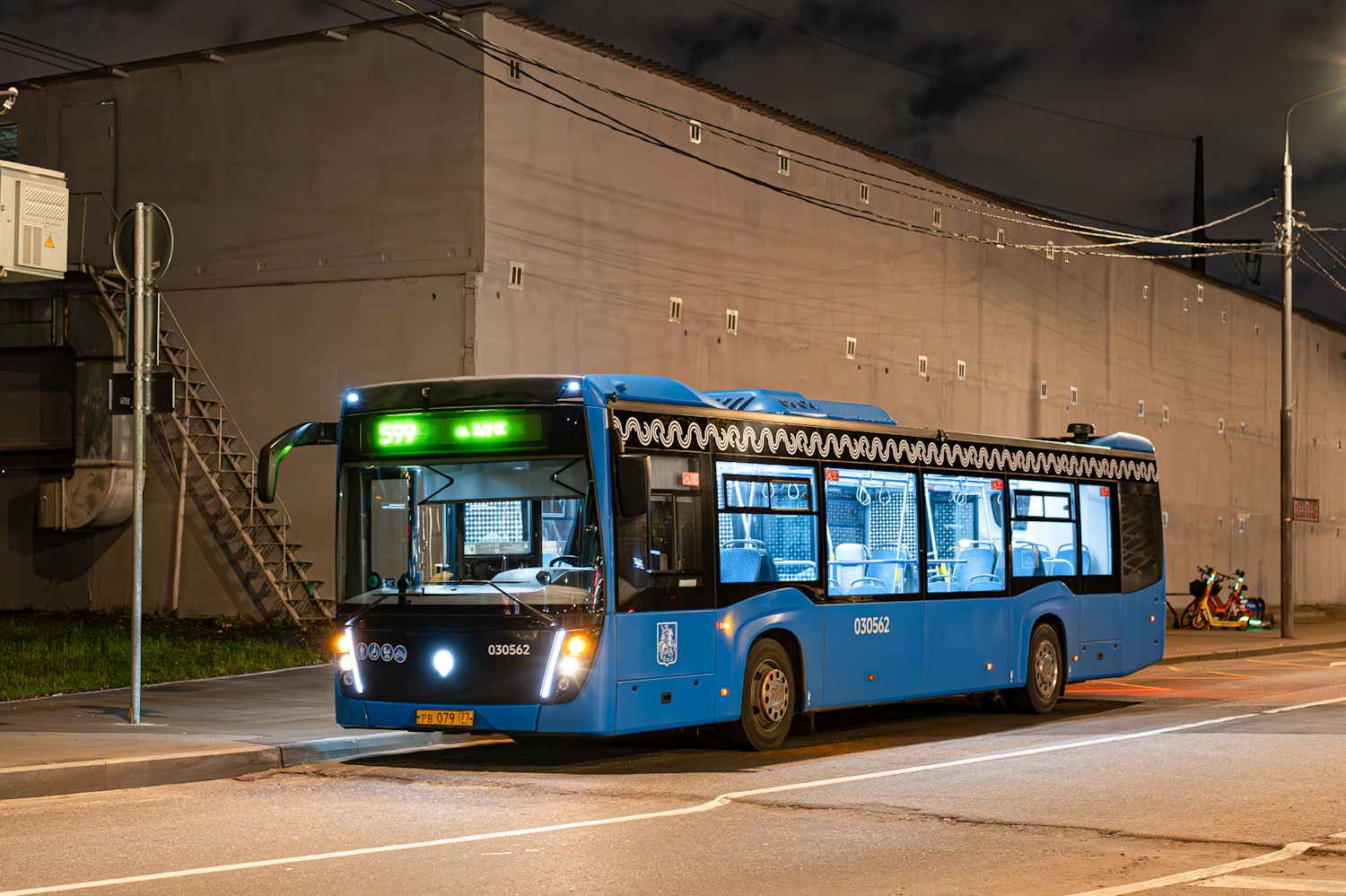 Москва, НефАЗ-5299-40-52 № 030562