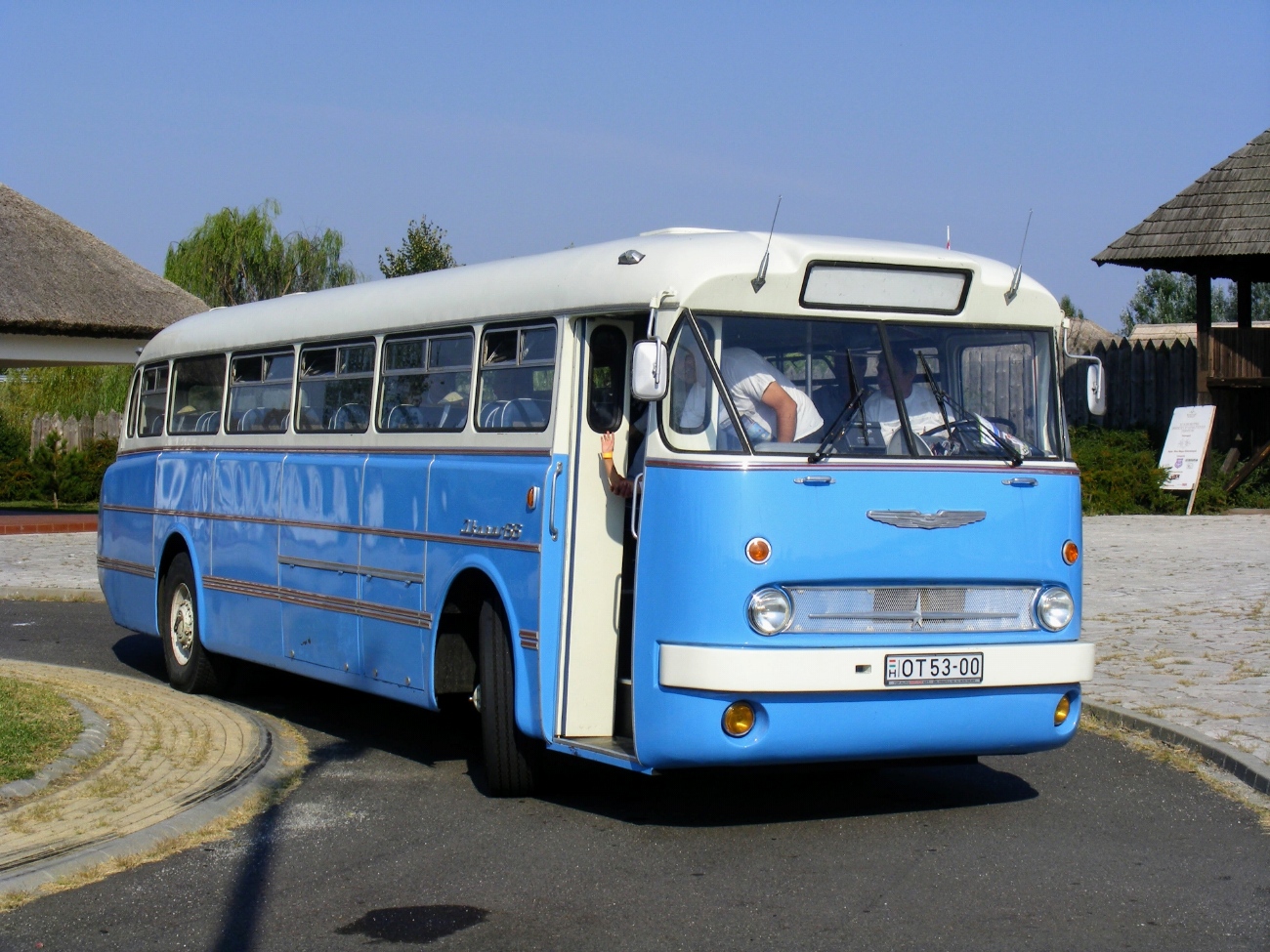 Венгрия, Ikarus  66.22 № OT 53-00