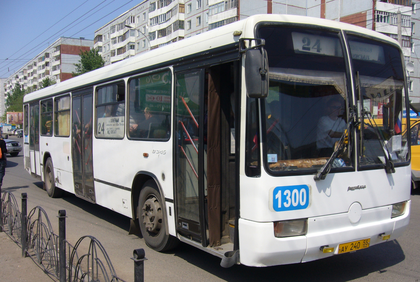 Омская область, Mercedes-Benz O345 № 1300