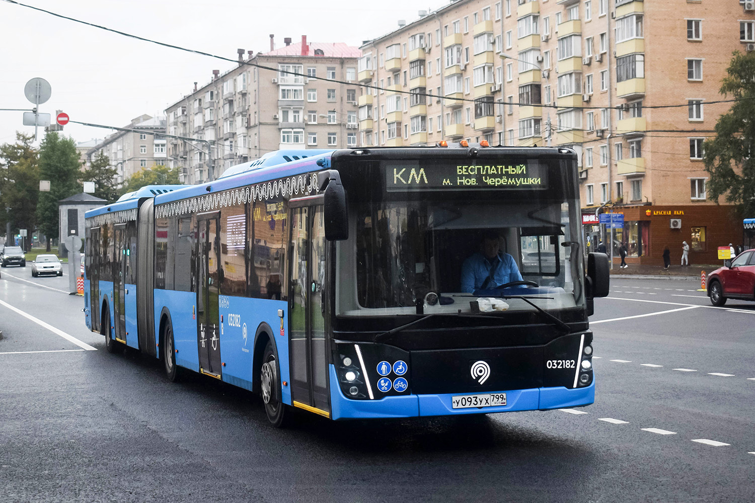 Москва, ЛиАЗ-6213.65 № 032182