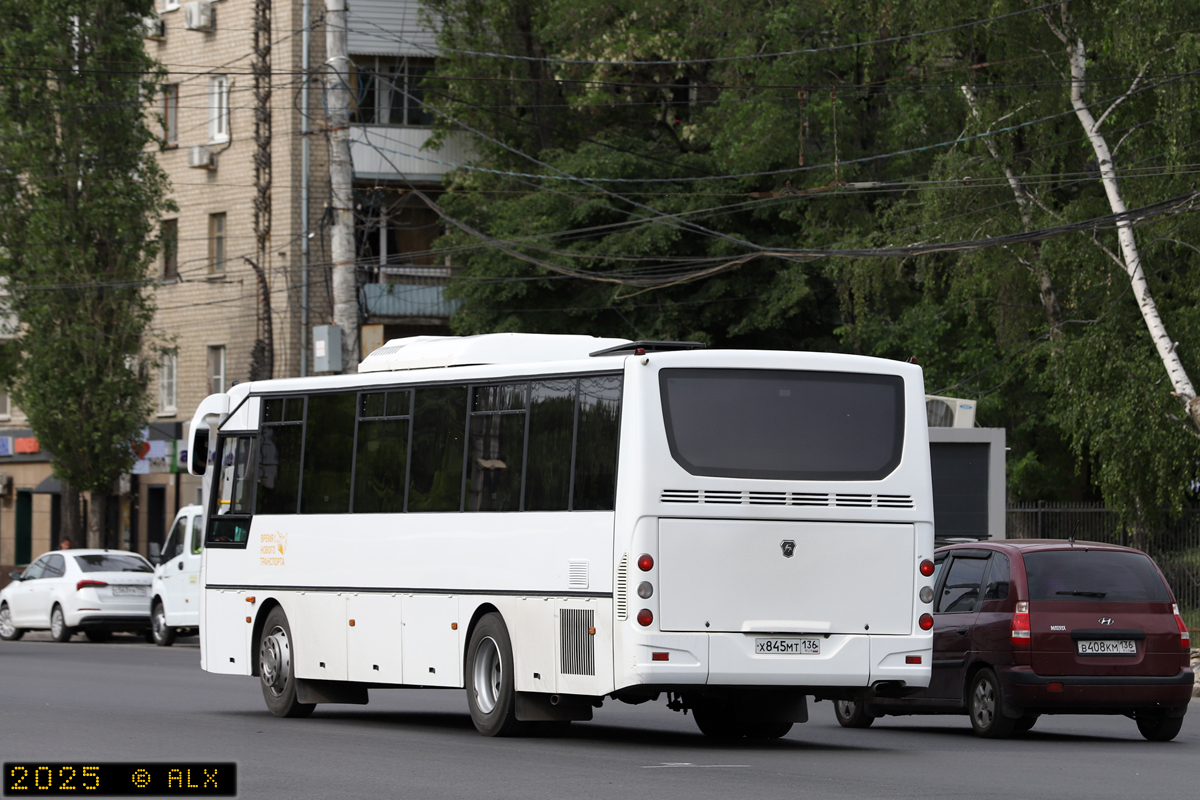 Воронежская область, КАвЗ-4238-B1 № Х 845 МТ 136