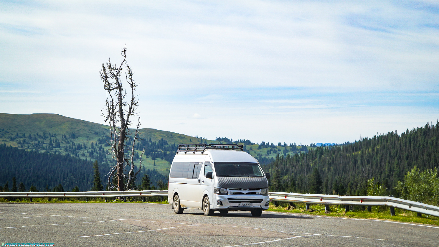 Тува, Toyota HiAce  (все) № Р 905 ВВ 17