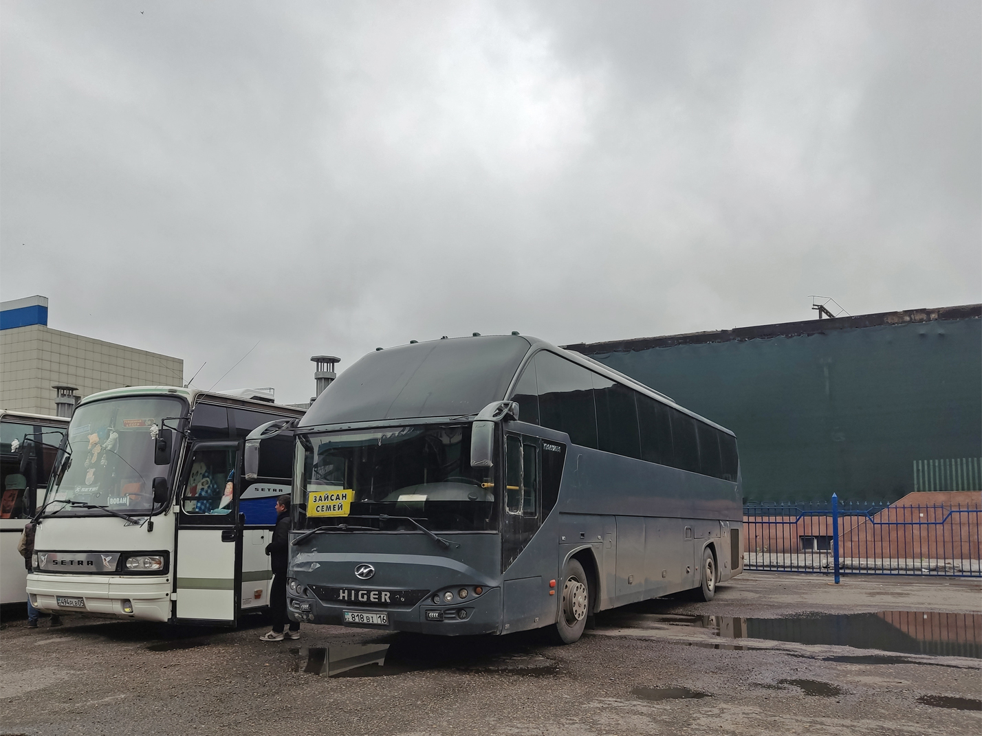 Восточно-Казахстанская область, Higer KLQ6125B1 № 818 BI 16