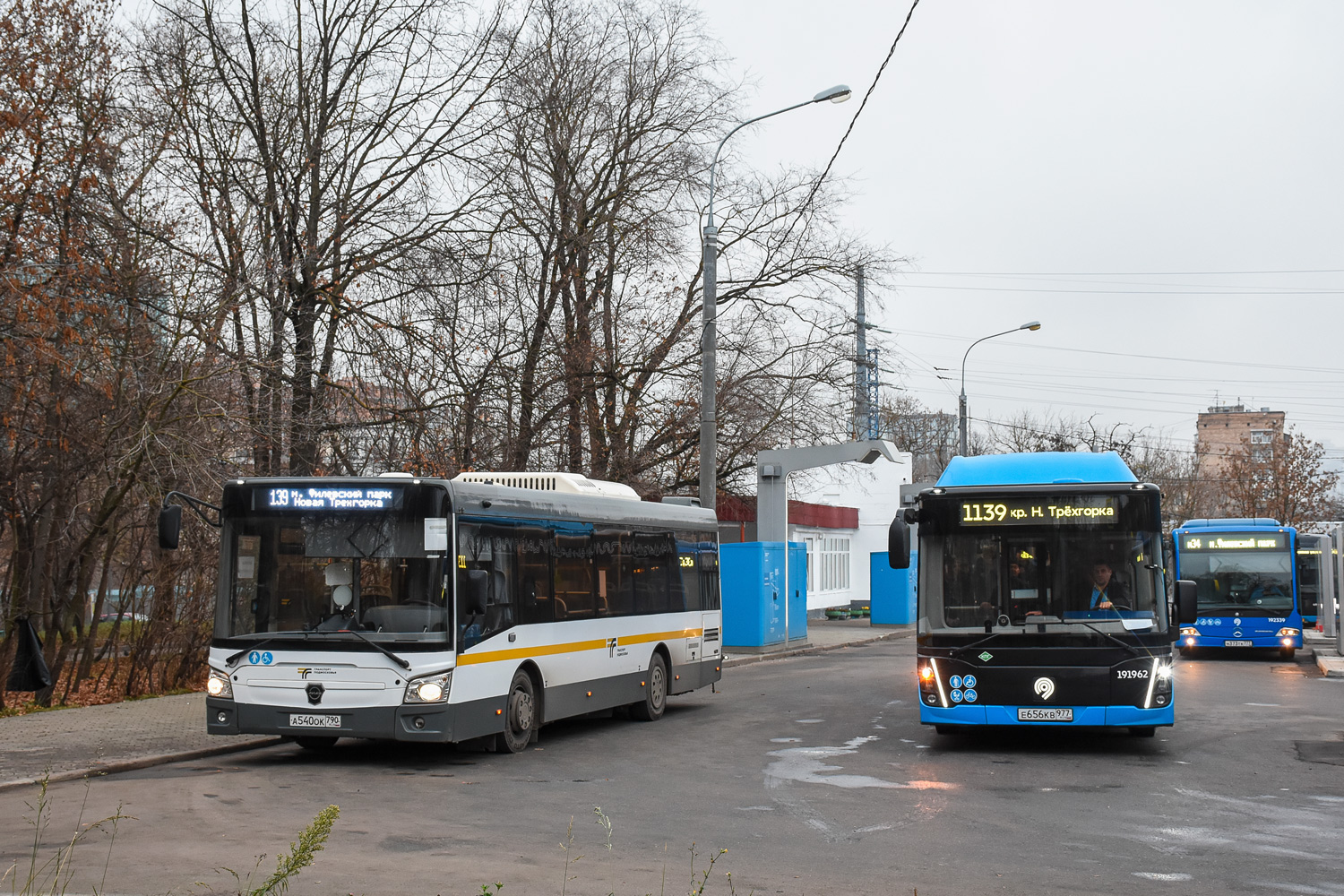 Московская область, ЛиАЗ-4292.60 (1-2-1) № 069131; Москва, ЛиАЗ-5292.67 (CNG) № 191962