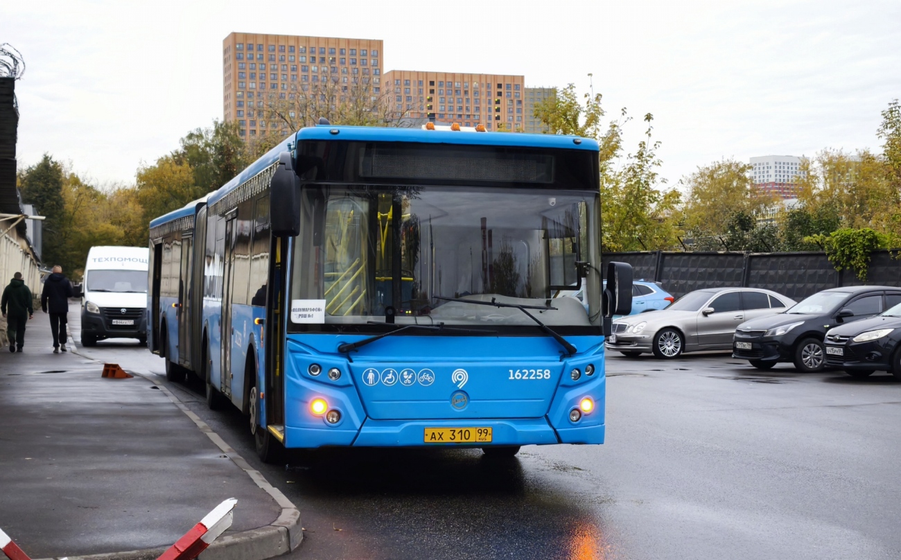 Москва, ЛиАЗ-6213.65 № 162258