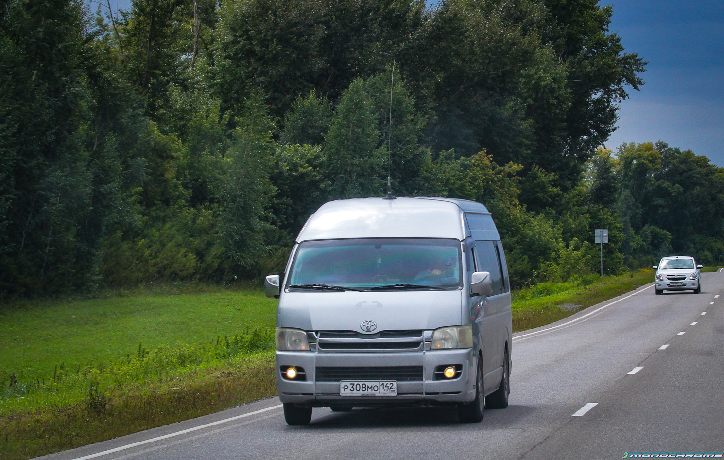 Кемеровская область - Кузбасс, Toyota HiAce TRH223L № Р 308 МО 142