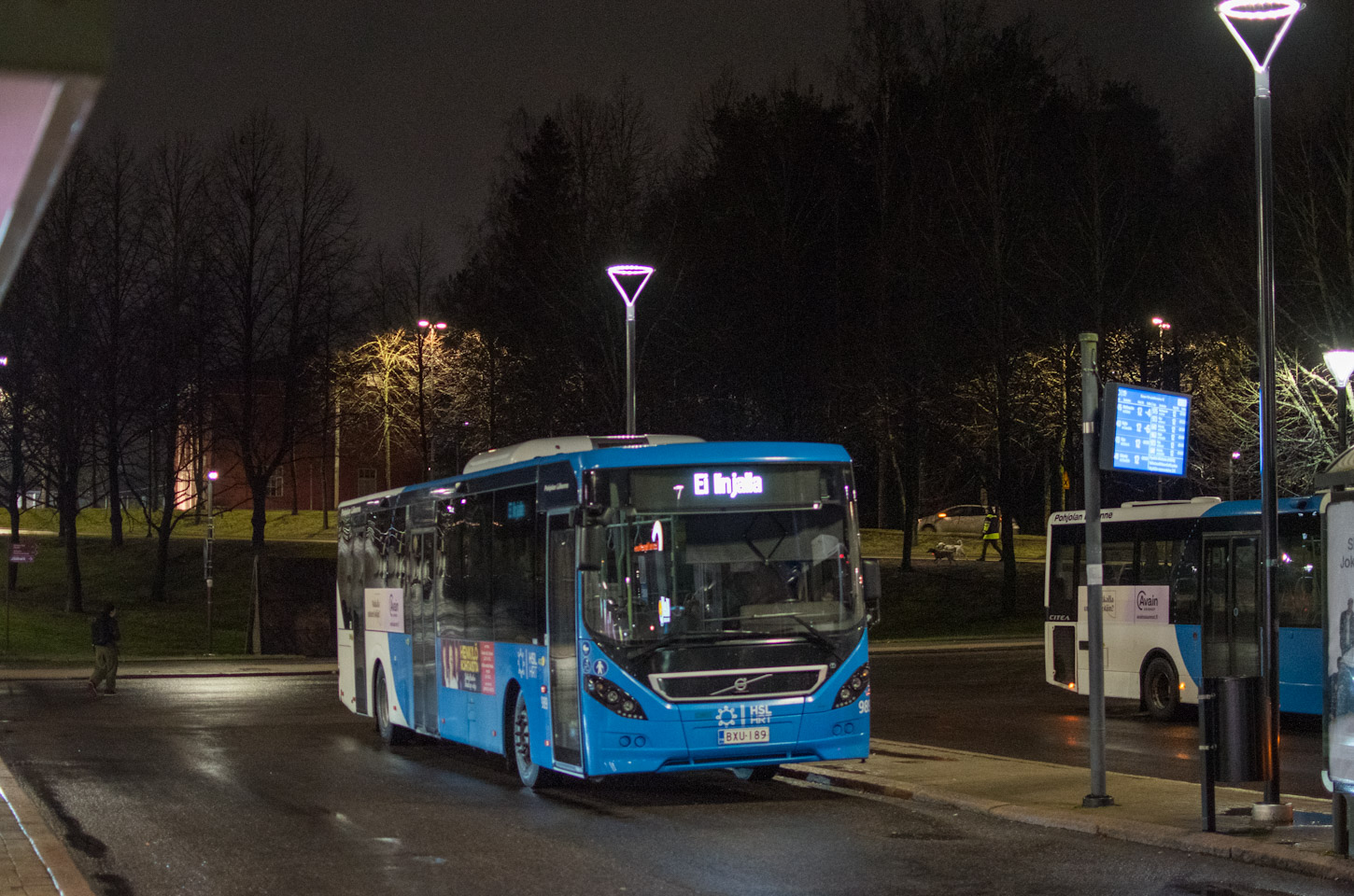 Finsko, Volvo 8900LE č. 989