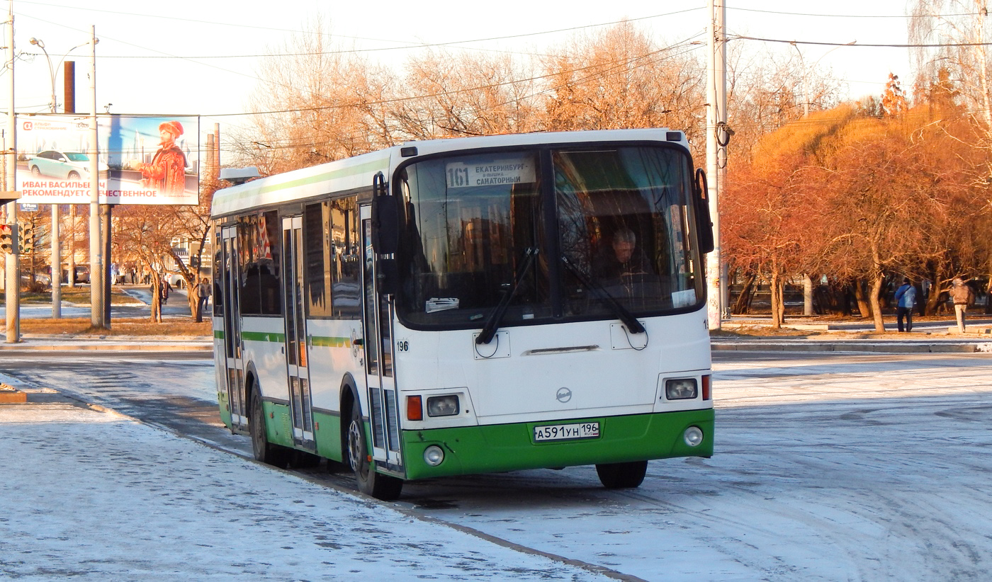 Свердловская область, ЛиАЗ-5256.60 № 196