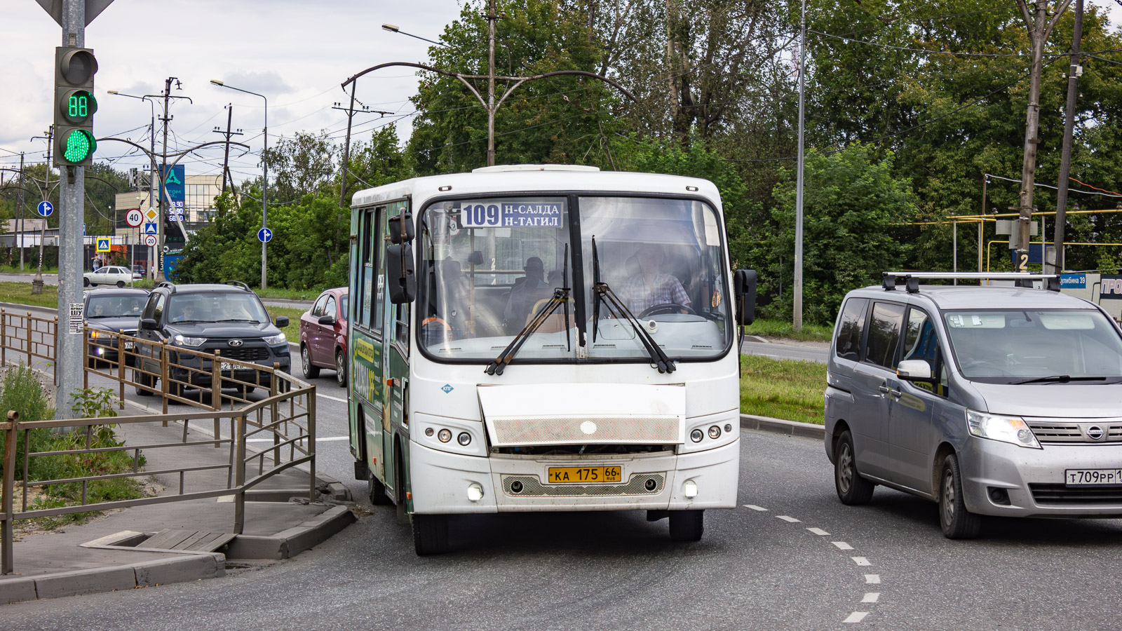 Sverdlovsk region, PAZ-320302-08 "Vector" Nr. КА 175 66