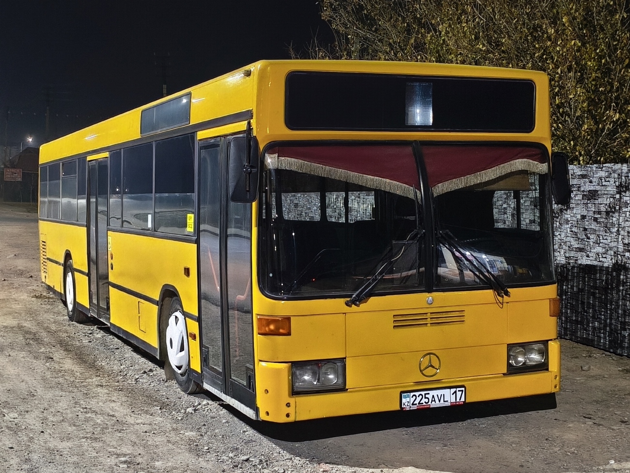 Шымкент, Mercedes-Benz O405N № 225 AVL 17