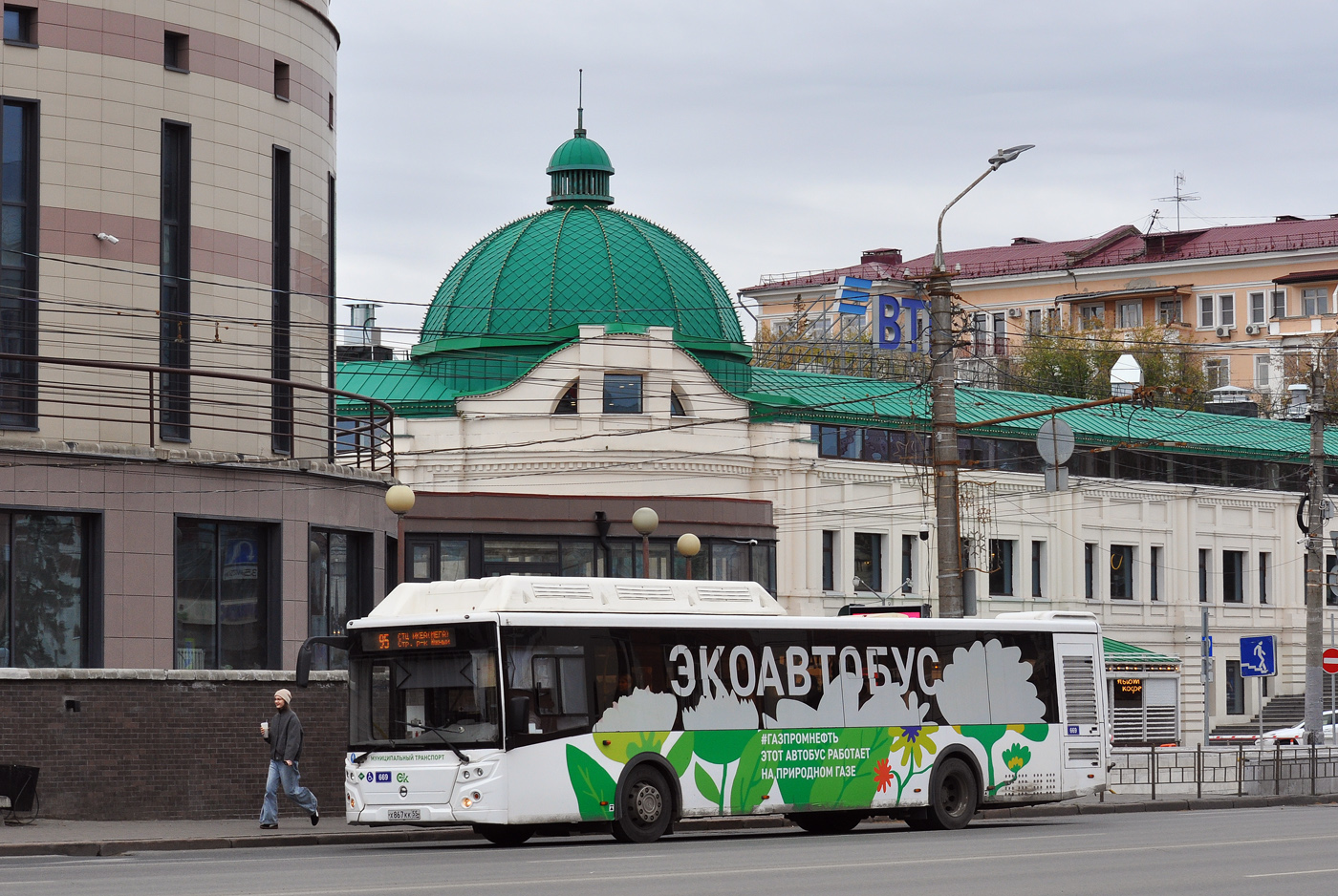 Омская область, ЛиАЗ-5292.67 (CNG) № 669