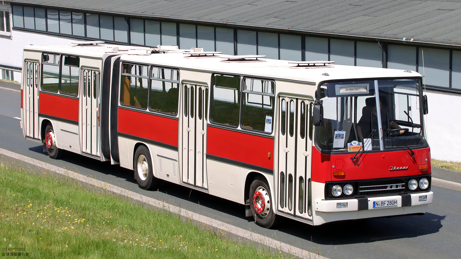 Бавария, Ikarus 280.08A № N-BF 280H; Северный Рейн-Вестфалия — 130 лет с запуска первого в мире автобусного маршрута