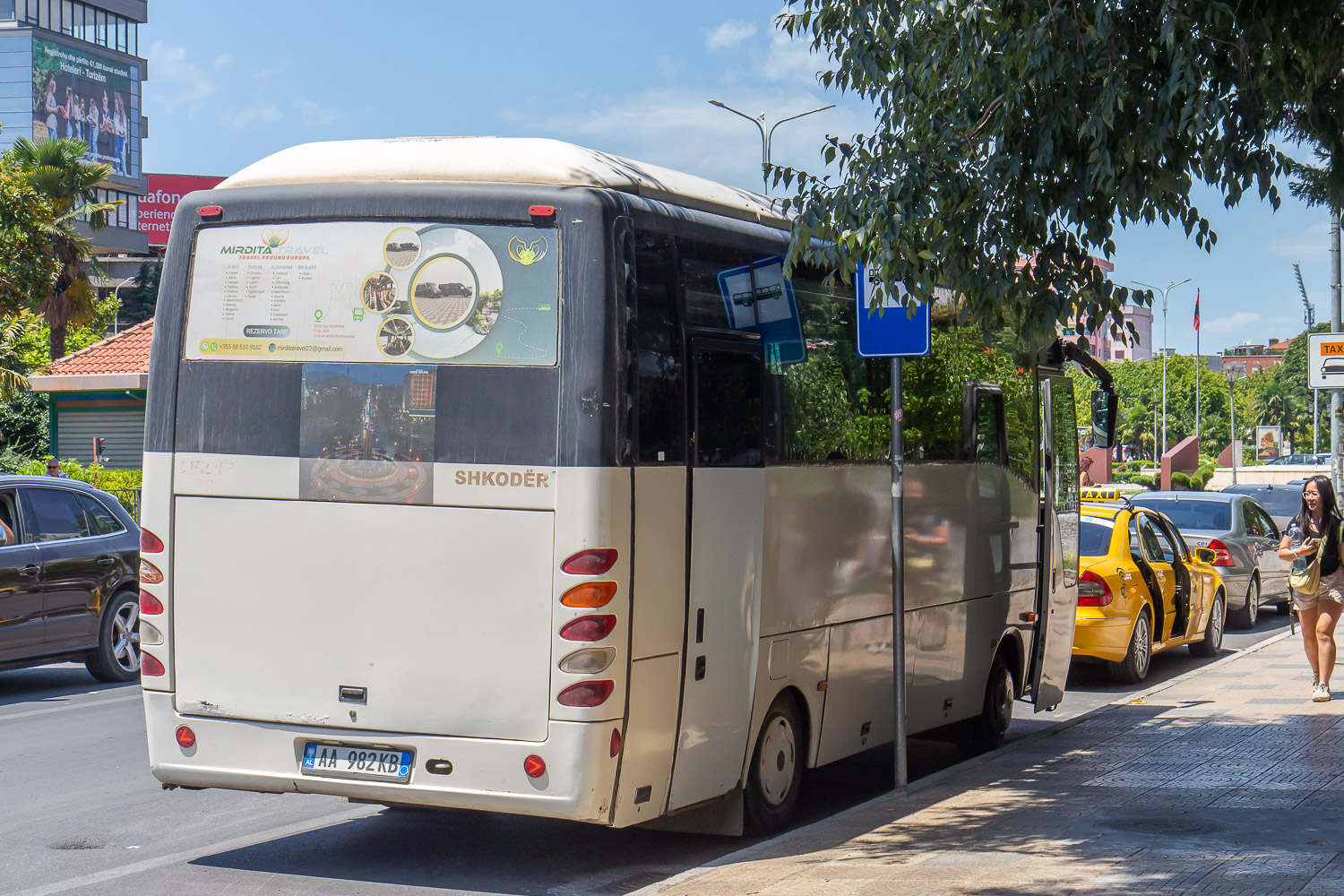 Албания, Anadolu Isuzu Turquoise № AA-982KB