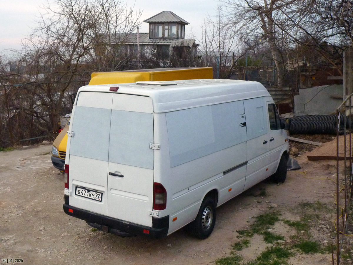 Севастополь, Mercedes-Benz Sprinter W903 311CDI № В 471 КМ 92