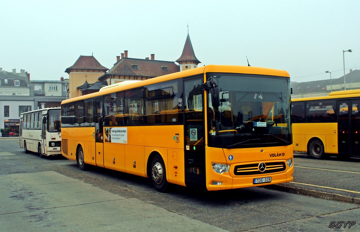 Венгрия, Mercedes-Benz Intouro III M № TDE-328