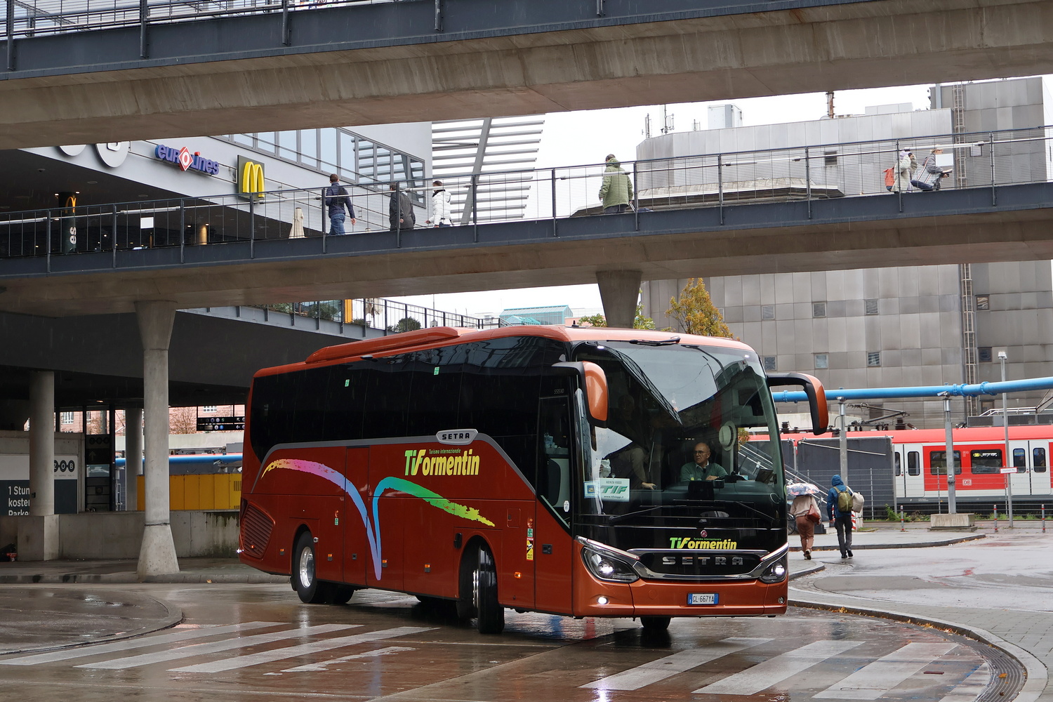 Ιταλία, Setra S515HD facelift # GL 667YA