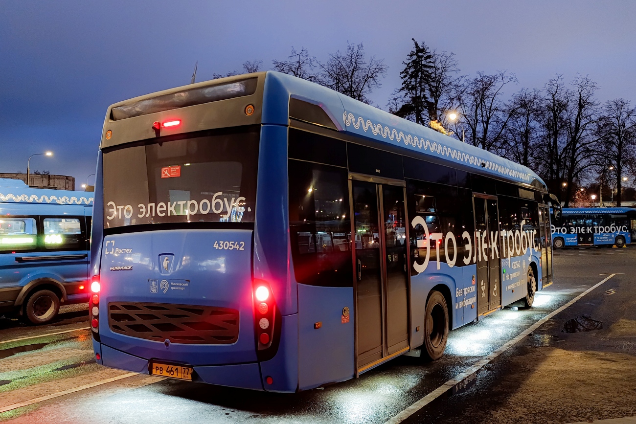 Москва, КАМАЗ-6282 № 430542