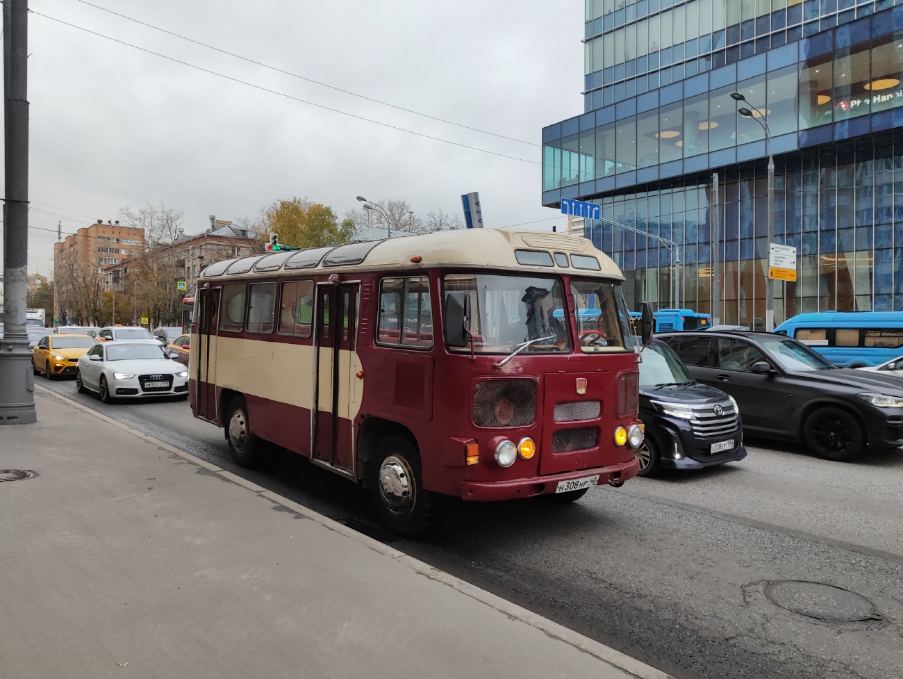 Москва, ПАЗ-672 № Н 308 НР 40