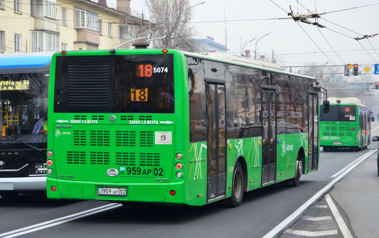 Алматы, Golden Dragon XML6125CR (Hyundai Trans Auto) № 5074