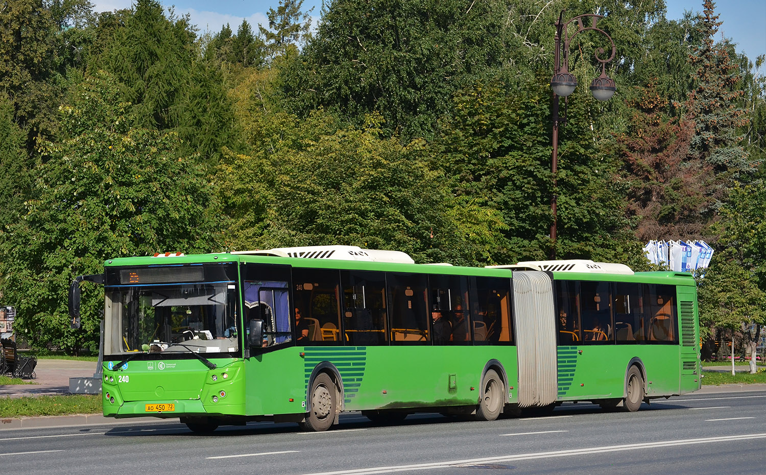 Тюменская область, ЛиАЗ-6213.65 № 240