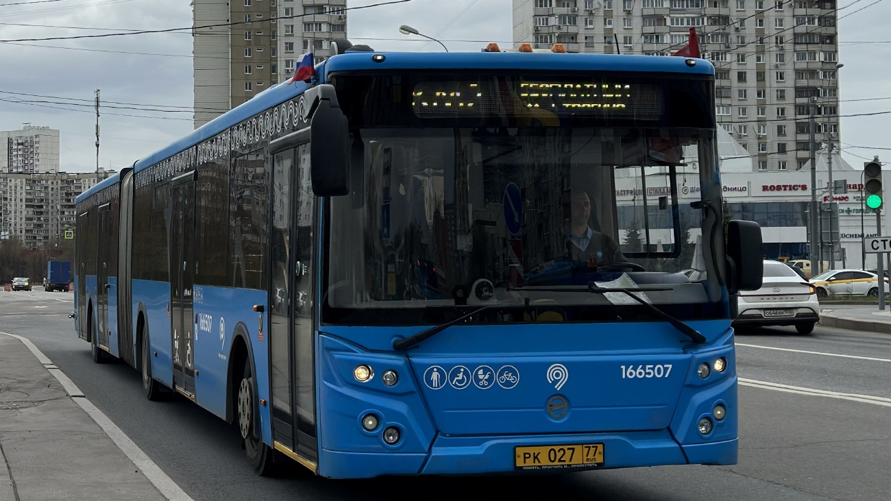 Moskau, LiAZ-6213.65 Nr. 166507